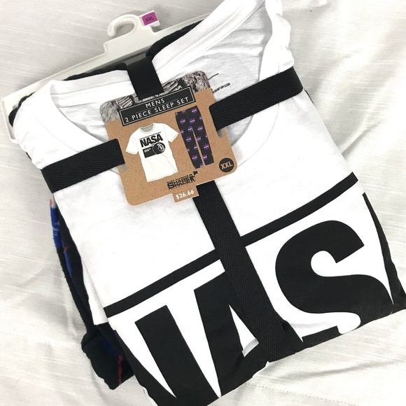 Nasa Mens 2 piece Shirt & Fleece Pants Sleep Set - Picture 3 of 6